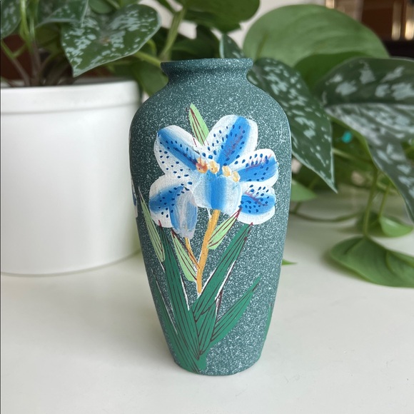 Vintage Hand Painted Floral Bud Vase - Picture 7 of 12